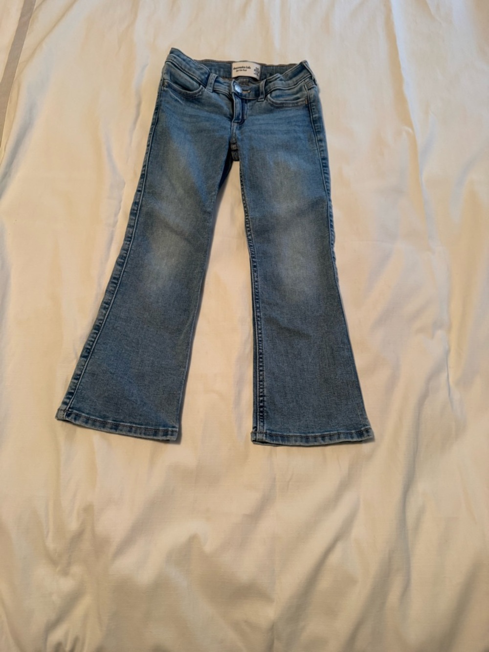 Abercrombie kids Girls low rise bootcut jeans 5/6 regular - Picture 3 of 12